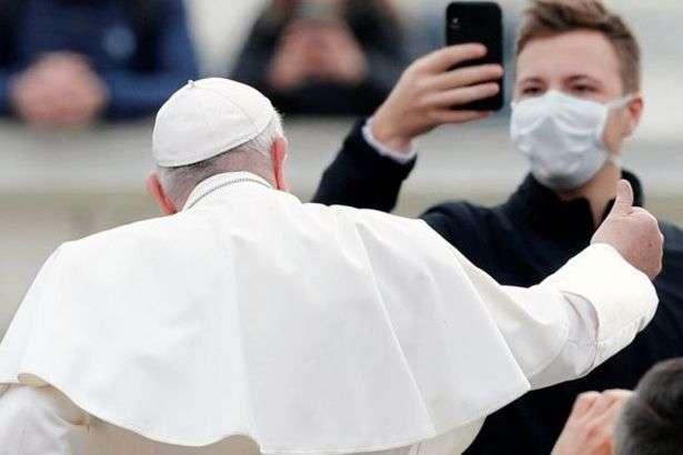 Папа Франциск знову пройшов тестування на коронавірус