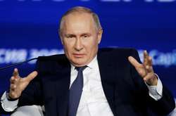 Росія стрімко рухається в напрямку економічного колапсу