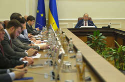 Коронавирус ничто, имидж - все! На улучшение репутации Шмыгаля и его правительства потратят 700 тыс. грн