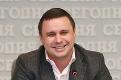  Максима Микитася у січні зняли з літака при спробі вильоту з України 