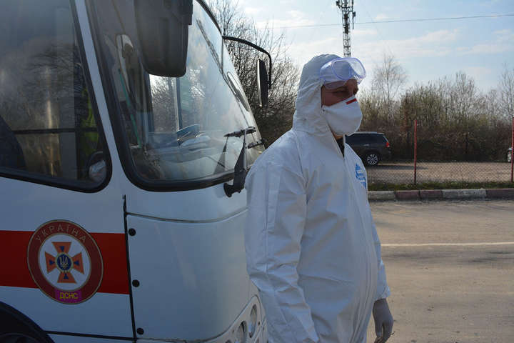В МОЗ заявили, що перехворіти коронавірусом може до 22 млн українців