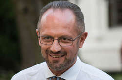 Зеленского посадят за стол переговоров с Пасечником и Пушилиним, - Бессмертный