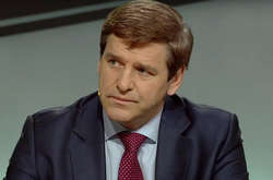 «Пріоритет у портах має бути наданий українським виробникам. І безперечно, усі заявки українських виробників на експорт продукції мають бути задоволені на 100%», – Гусак