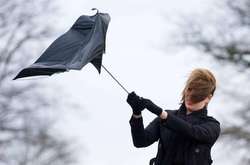 30 березня вдень у західних областях пориви вітру 15−20 м/с