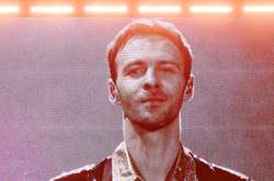 Популярный украинский поп-певец Макс Барских