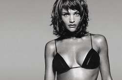 Датская супермодель и фотограф Хелен Кристенсен