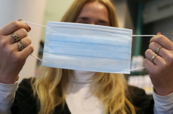  Сьогодні прийшов результат повторного ПЛР-тесту на коронавірус 21-річної дівчини з Броварів. Він негативний 