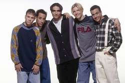 Группа Backstreet Boys до сих пор считается самым успешным бойзбэндом мира. Всего было продано свыше 130 миллионов пластинок коллектива