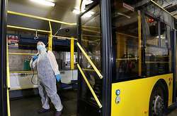 Весь столичний транспорт, що виходить на маршрути, проходить дезінфекцію