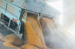  На вивезення зерна з країни може бути накладено ембарго    