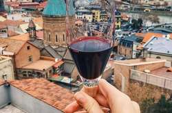 У Грузії через коронавірус запровадили «сухий закон»