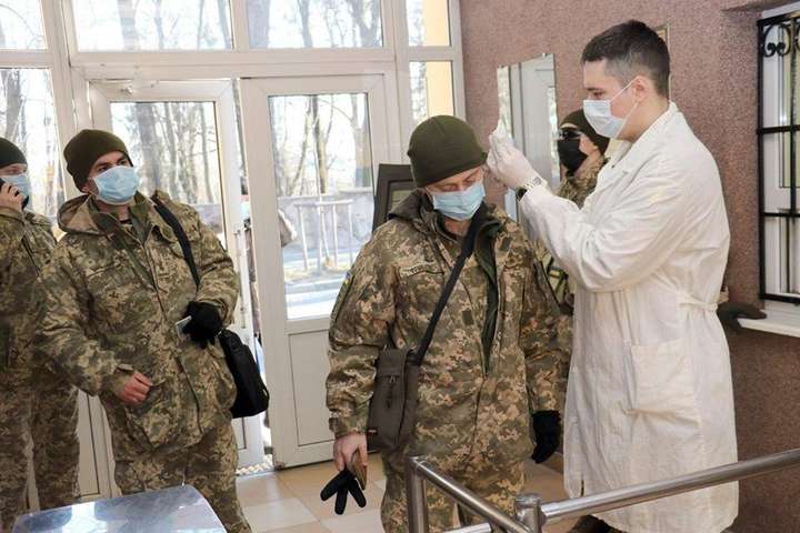 139 военных Украины оказались в изоляции из-за коронавируса