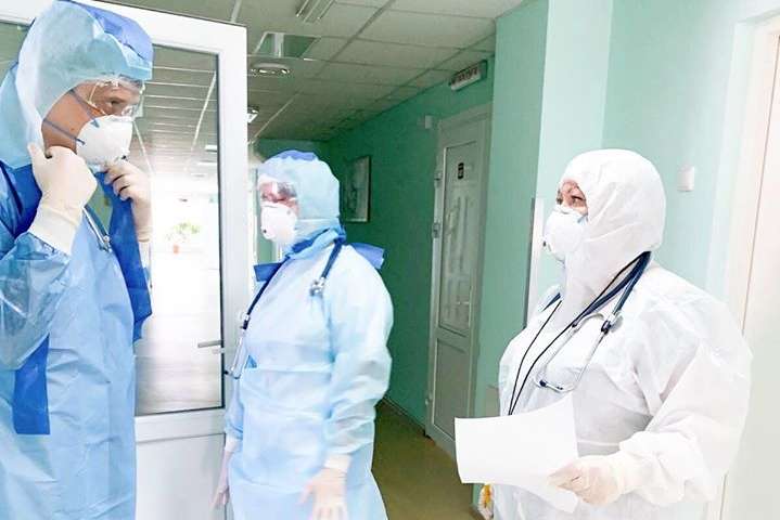Лікарі спрогнозували пік поширення коронавірусу в Києві