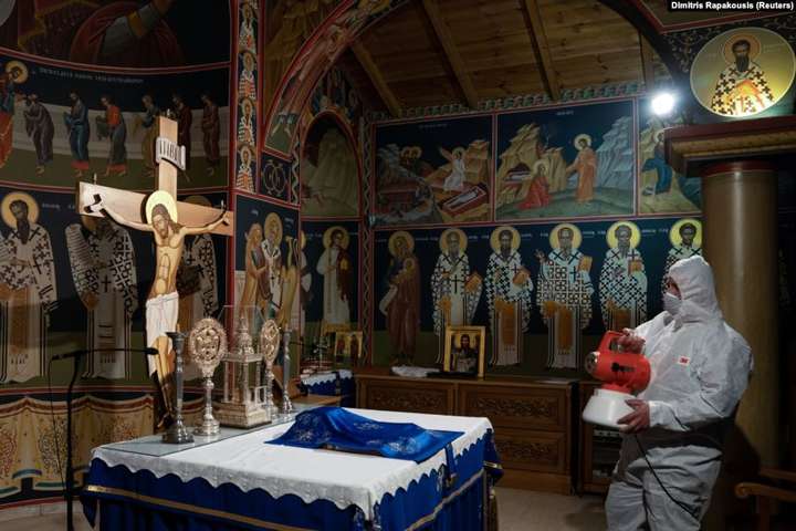 Церковь Греции перенесла празднование Пасхи