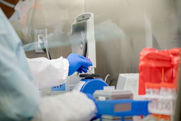 В Україні запустили виробництво тестів на коронавірус
