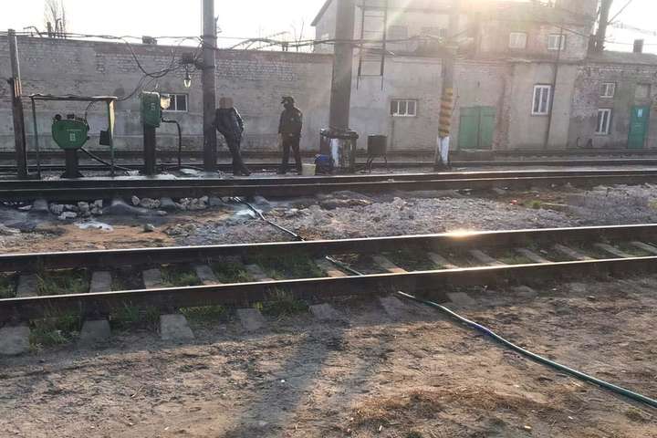 Працівник залізниці на Рівненщині намагався вкрасти дві тонни дизпалива