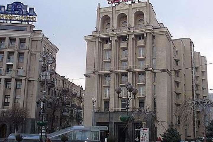 Зі столичного готелю «Козацький» виселилися люди, які перебували там на самоізоляції, – ЗМІ