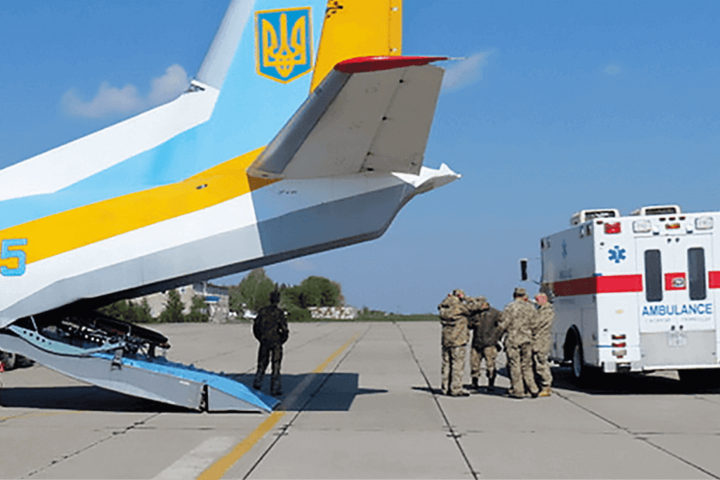 В Украине начнут работать аэромедицинские бригады