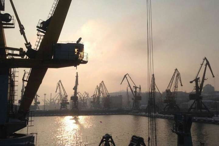 Снижение портовых сборов повысит конкурентоспособность украинского экспорта, - Старовойт