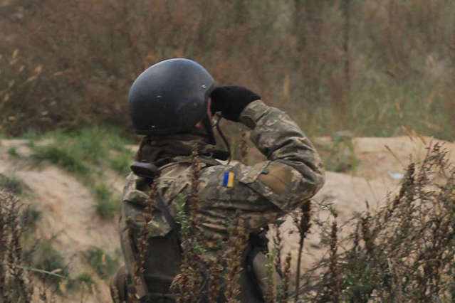 Окупанти чотири рази відкривали вогонь на Донбасі 
