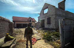 Зруйновані будинки у селі Водяне Донецької області