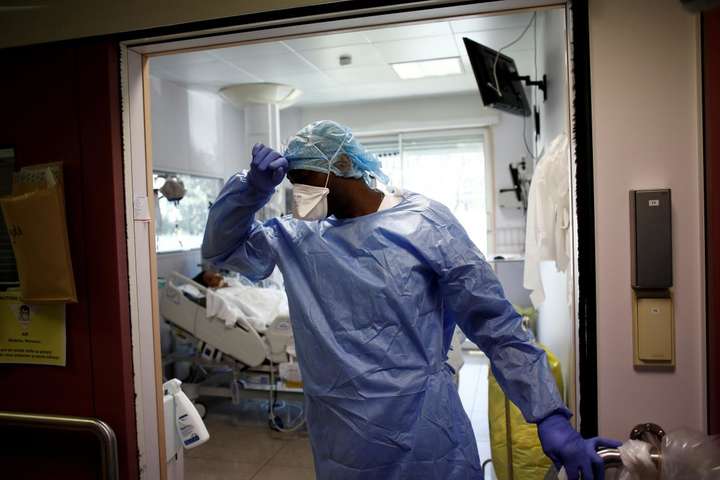 У Франції кількість померлих від коронавірусу перевищила 10 тисяч