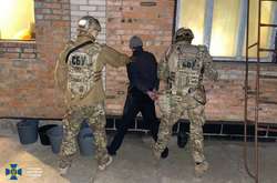 У Вінниці СБУ викрила банду торгівців військовими засобами ураження (відео) 