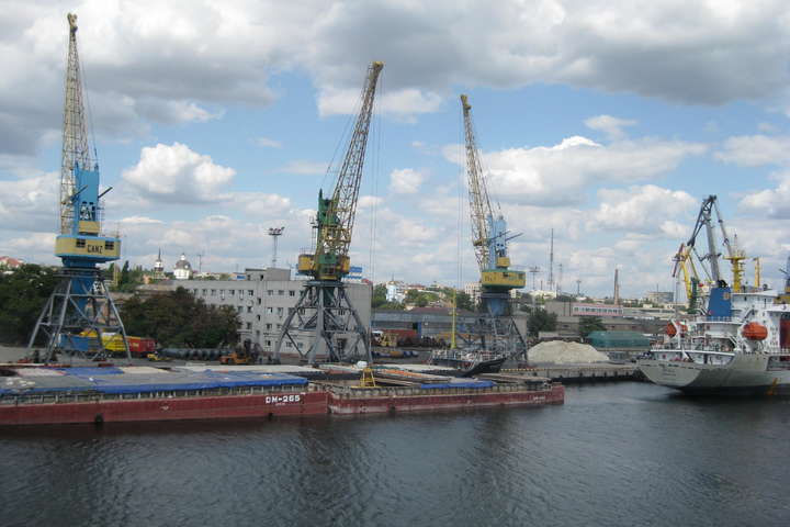Портовые сборы в украинских портах одни из самых высоких в мире, - эксперт