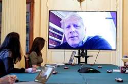 Борис Джонсон перебуває у лондонській лікарні Сент-Томас