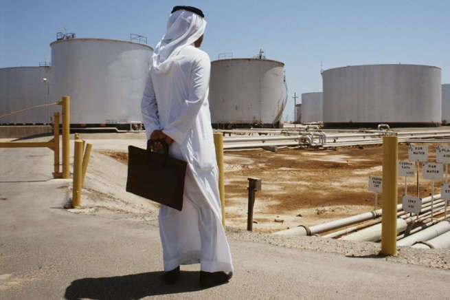 Саудівська Аравія домовилась з Росією про велике скорочення видобутку нафти