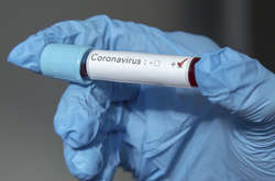 За добу у Києві на коронавірус захворіли двоє медиків