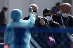  До четвірки найбільш постраждалих країн входить Франція, де нараховується 124 869 підтверджених випадків хвороби Covid-19 та 13 197 смертей 