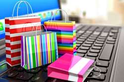  Українці стали рідше замовляти парфумерію, жіночий одяг, взуття та аксесуари, антикварні товари, дитячий одяг 