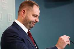  «Нас також дуже турбує посилення обстрілів українських позицій з боку бойовиків» – Єрмак 