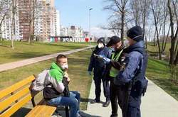 Поліція складає адміністративні протоколи на порушників карантину