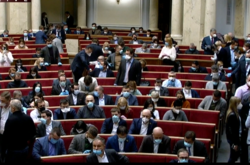 Рада підтримала зміни до закону щодо запобігання поширення коронавірусу