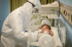 У младенца в Херсонской области обнаружили коронавирус