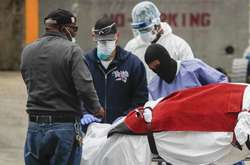 Загальна кількість померлих у Нью-Йорку таким чином зросла до понад 10 тисяч