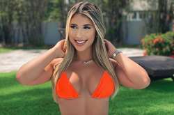 Тебе в нем больно. Блогершу высмеяли за слишком маленький размер бикини (фото)