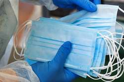 У Києві планують відкрити 10 пунктів прийому медичних масок та рукавичок