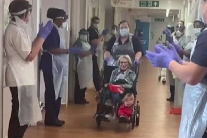 У Британії від коронавірусу вилікувалася 106-річна жінка