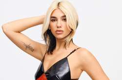 Популярная британская певица и модель Дуа Липа