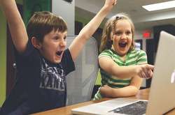 За оцінками міністерства освіти Іспанії, на віддаленому навчанні опинились 8,2 мільйона учнів