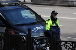 Влада Грузії заборонила пересування на легкових автомобілях