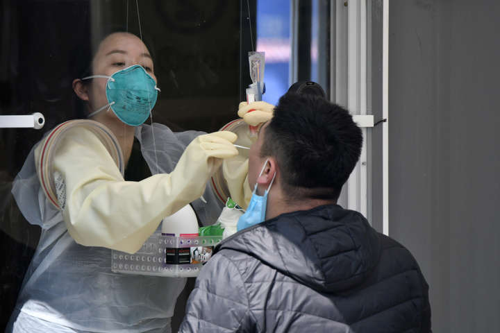 CNN: у Південній Кореї коронавірусом повторно заразилися більше сотні людей