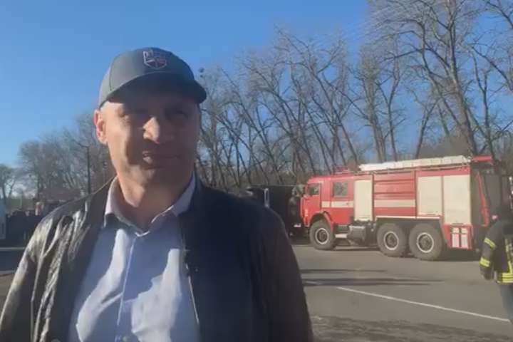 Кличко поїхав у Чорнобильську зону і розвіяв чутки про радіацію в Києві (відео)