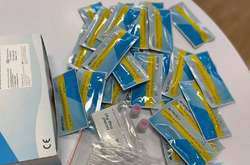 «Укрзализныця» закупила 10 тысяч экспресс-тестов на Covid-19 (иллюстративное фото)