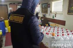  Кіберполіція вилучила у шахраїв підроблені антисептичні засоби 