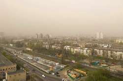 У повітрі Києва все ще присутні пил та інші забруднювачі
