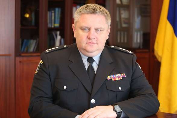 Хворий на Covid-19 начальник поліції Києва йде на поправку